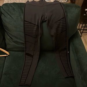 Alo yoga leggings